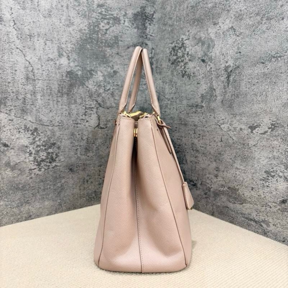 Prada Galleria Saffiano Calfskin (Dusty Pink) Large Leather Double Zip Tote - Picture 5 of 11